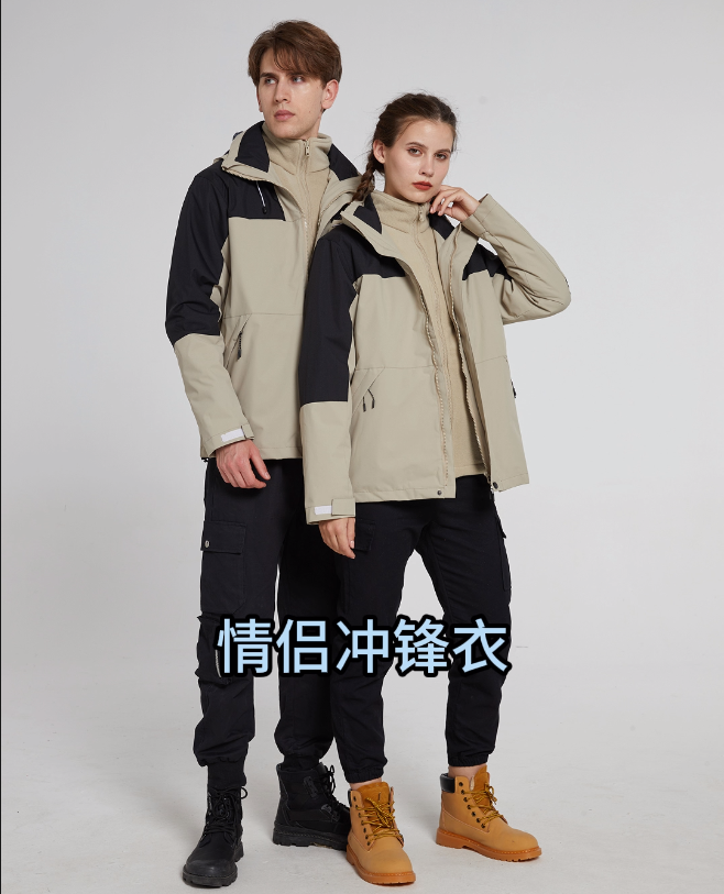 外衣：150D高彈春亞紡-100%聚酯纖維內(nèi)膽：300克雙面搖粒絨-100%聚酯纖維防水5000/透氣2000/防風(fēng)/保暖/三合一男女同款沖鋒衣登山服，奧特萊斯定制款防寒保暖情侶套裝沖鋒衣。